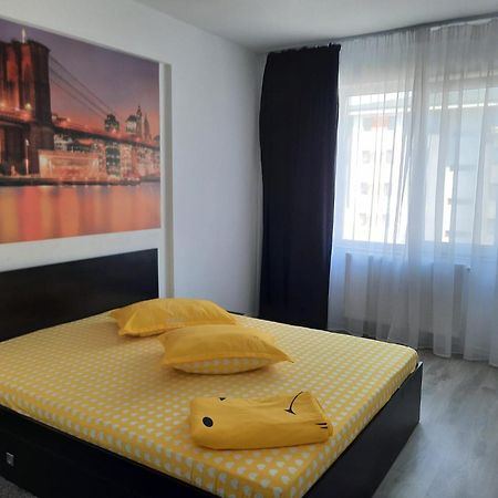 Cazare Apartament 2 Camere Decomandat Militari Chiajna Zewnętrze zdjęcie