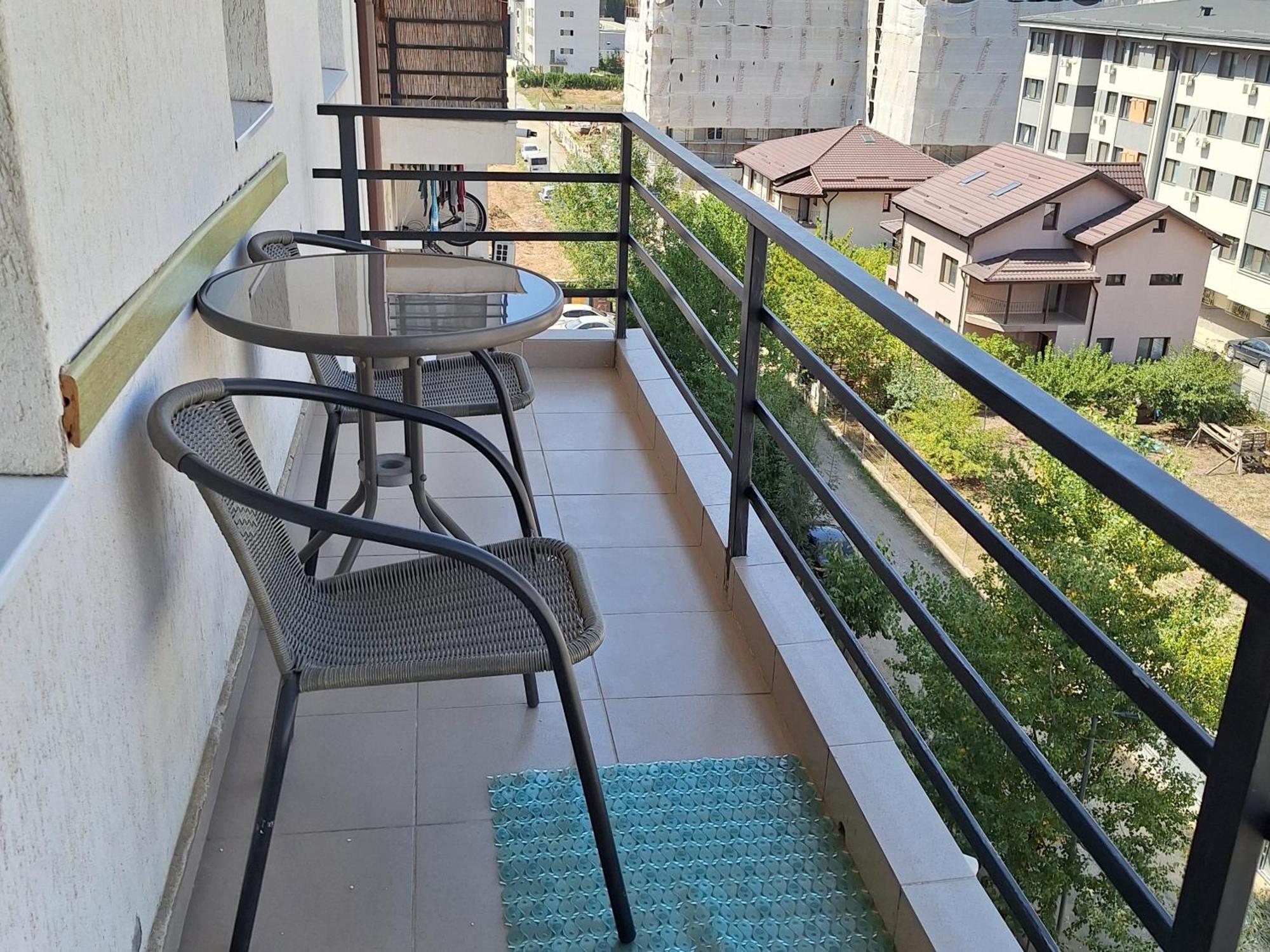 Cazare Apartament 2 Camere Decomandat Militari Chiajna Zewnętrze zdjęcie